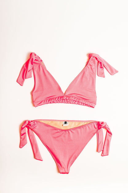 Flat lay of the Marisol Bikini.